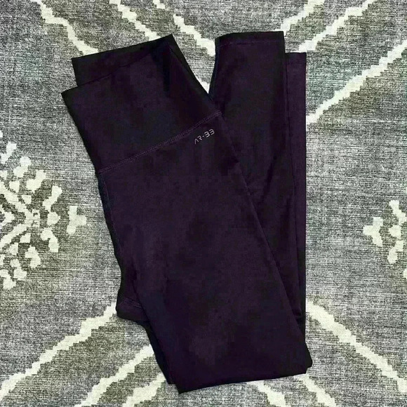 AR-33 Pants - AR-33 leggings